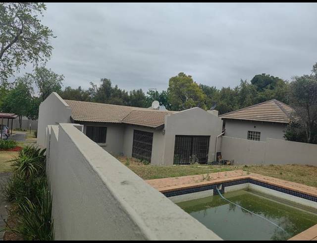 3 BEDROOM HOUSE FOR SALE IN FOURWAYS